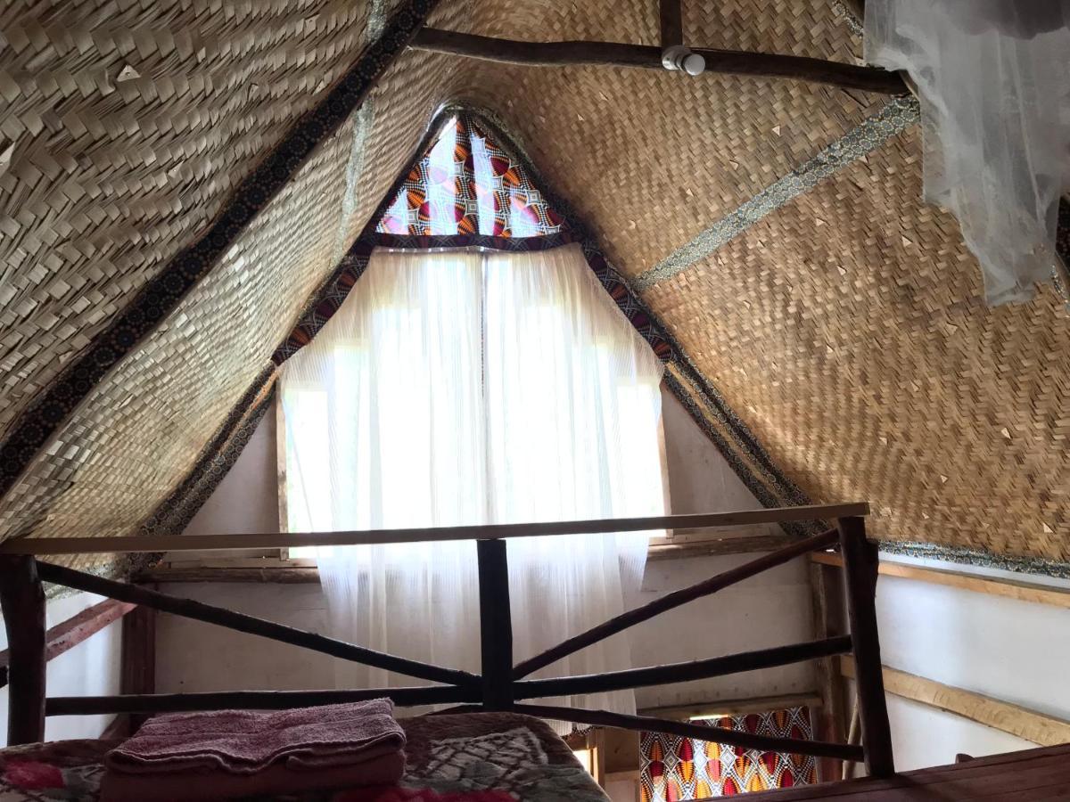 Kalitusi Nature Resort Fort Portal Екстер'єр фото
