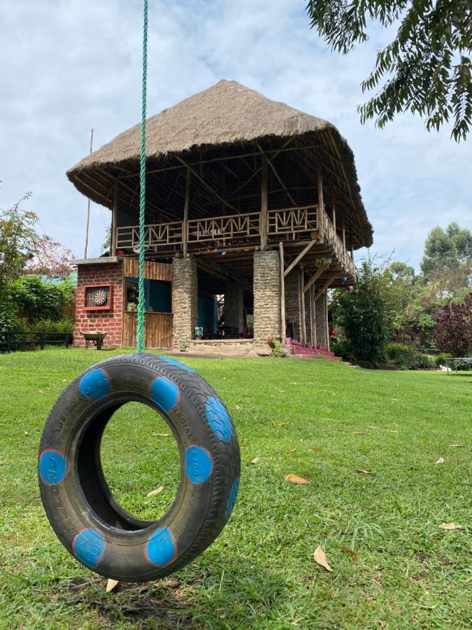 Kalitusi Nature Resort Fort Portal Екстер'єр фото