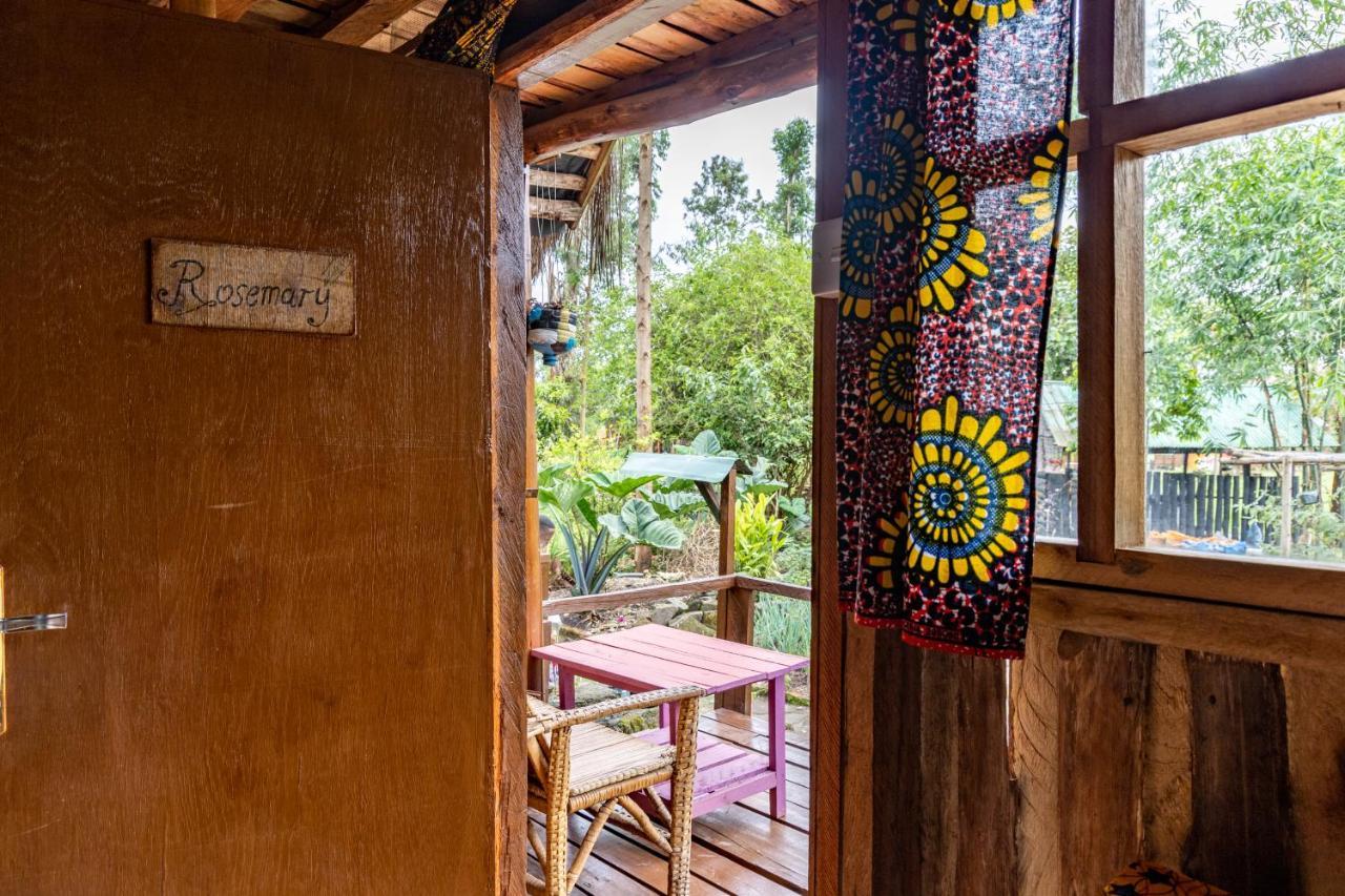Kalitusi Nature Resort Fort Portal Екстер'єр фото