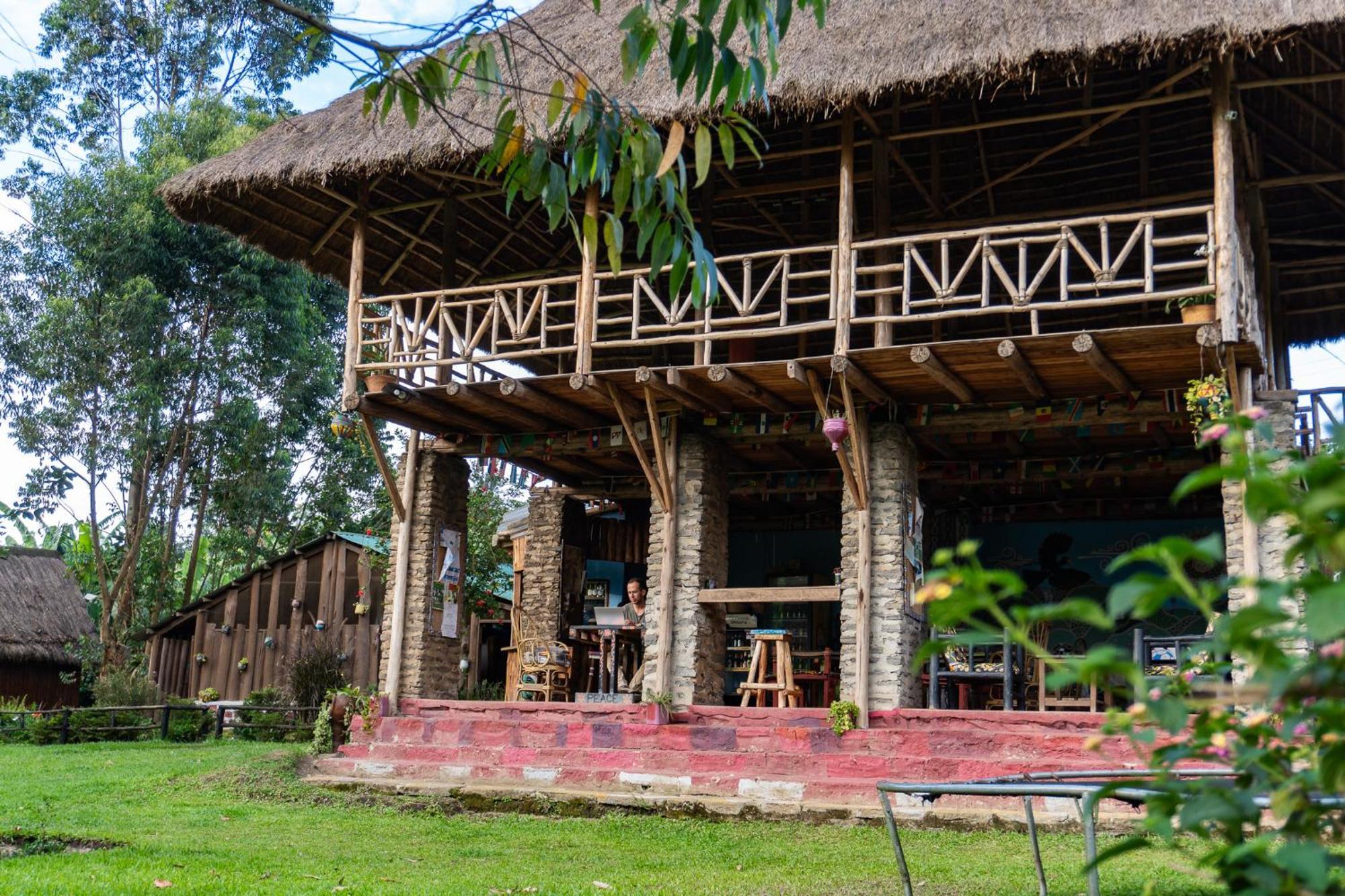 Kalitusi Nature Resort Fort Portal Екстер'єр фото